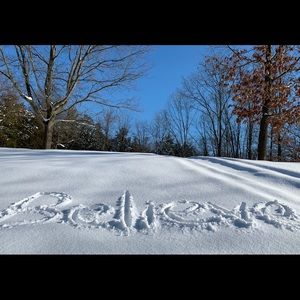 Meet your Posher, Cynthia